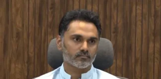 Ratnagiri Crime News: मंत्री योगेश कदमांचा पी.ए. असल्याचे भासवून सामाजिक कार्यकर्त्याची फसवणूक: अनधिकृत चिरा खाणींचा प्रश्न मांडण्याच्या बहाण्याने उकळले पैसे