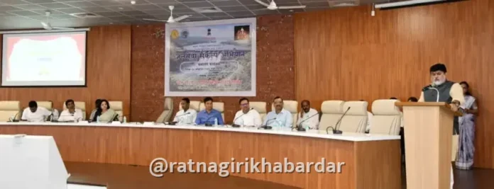 Ratnagiri Jal Seva Sankalp Abhiyan: रत्नागिरीत एकाच दिवसात ३,५०० वनराई बंधारे; महिनाभरात १० हजार बंधाऱ्यांचे उद्दिष्ट