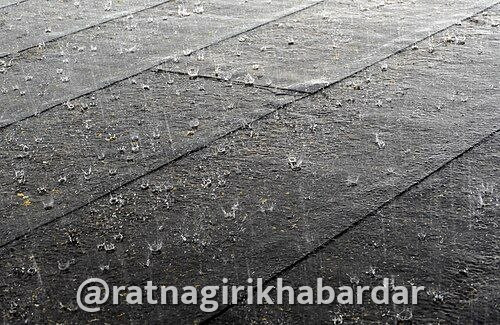 Ratnagiri rain: रत्नागिरीत यंदा सरासरीपेक्षा १४.६ टक्के कमी पाऊस; ३ तालुके दुष्काळाच्या छायेत Ratnagiri rain: रत्नागिरीत यंदा सरासरीपेक्षा १४.६ टक्के कमी पाऊस; ३ तालुके दुष्काळाच्या छायेत