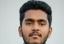 Ratnagiri Youth Death Oman Salalah: ओमानमधील सलाला येथे विजेचा धक्का लागून रत्नागिरीच्या तरुणाचा जागीच मृत्यू; केळ्ये-मजगाव परिसरात शोककळा Ratnagiri Youth Death Oman Salalah: ओमानमधील सलाला येथे विजेचा धक्का लागून रत्नागिरीच्या तरुणाचा जागीच मृत्यू; केळ्ये-मजगाव परिसरात शोककळा