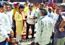 Safyeast Retired Workers Gratuity: ‘साफयिस्ट’च्या निवृत्त कामगारांचा ग्रॅच्युइटी प्रश्न मार्गी लावणार: शिवसेना नेते विनायक राऊत यांचे आश्वासन Safyeast Retired Workers Gratuity: 'साफयिस्ट'च्या निवृत्त कामगारांचा ग्रॅच्युइटी प्रश्न मार्गी लावणार: शिवसेना नेते विनायक राऊत यांचे आश्वासन