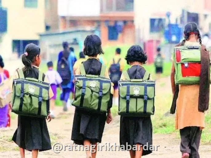 School Admission Age Limit Maharashtra: पूर्व-प्राथमिक व पहिलीच्या शाळा प्रवेशासाठी किमान वय निश्चित; २०२७-२८ पासून टप्प्याटप्प्याने लागू होणार नवीन निकष School Admission Age Limit Maharashtra: पूर्व-प्राथमिक व पहिलीच्या शाळा प्रवेशासाठी किमान वय निश्चित; २०२७-२८ पासून टप्प्याटप्प्याने लागू होणार नवीन निकष