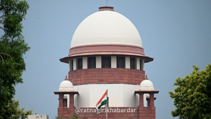 Supreme Court News: 'फॉर्म ६' मधील बदलांना मंजुरी दिलेली नाही; SIR वादावर सर्वोच्च न्यायालयाची निवडणूक आयोगावर मोठी टिप्पणी Supreme Court News: 'फॉर्म ६' मधील बदलांना मंजुरी दिलेली नाही; SIR वादावर सर्वोच्च न्यायालयाची निवडणूक आयोगावर मोठी टिप्पणी