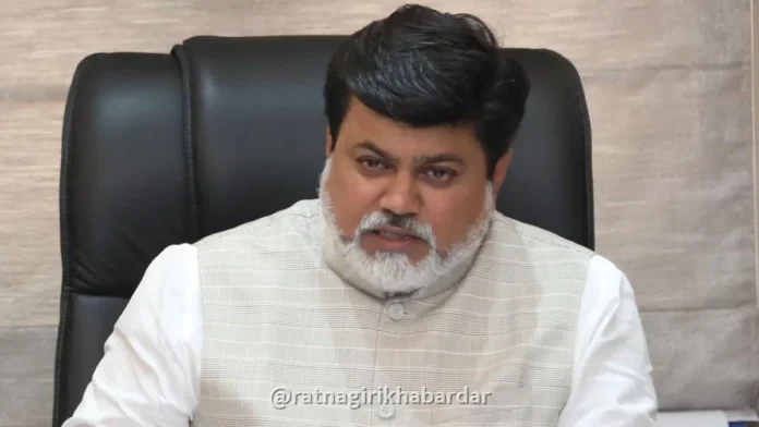 Watad MIDC Project: वाटद एमआयडीसी भूसंपादनाचा ‘अंबानी डिफेन्स’शी संबंध नाही; जिल्हा प्रशासनाचे स्पष्टीकरण, दोन-तीन दिवसांत विरोधकांशी चर्चा Watad MIDC Project: वाटद एमआयडीसी भूसंपादनाचा ‘अंबानी डिफेन्स’शी संबंध नाही; जिल्हा प्रशासनाचे स्पष्टीकरण, दोन-तीन दिवसांत विरोधकांशी चर्चा
